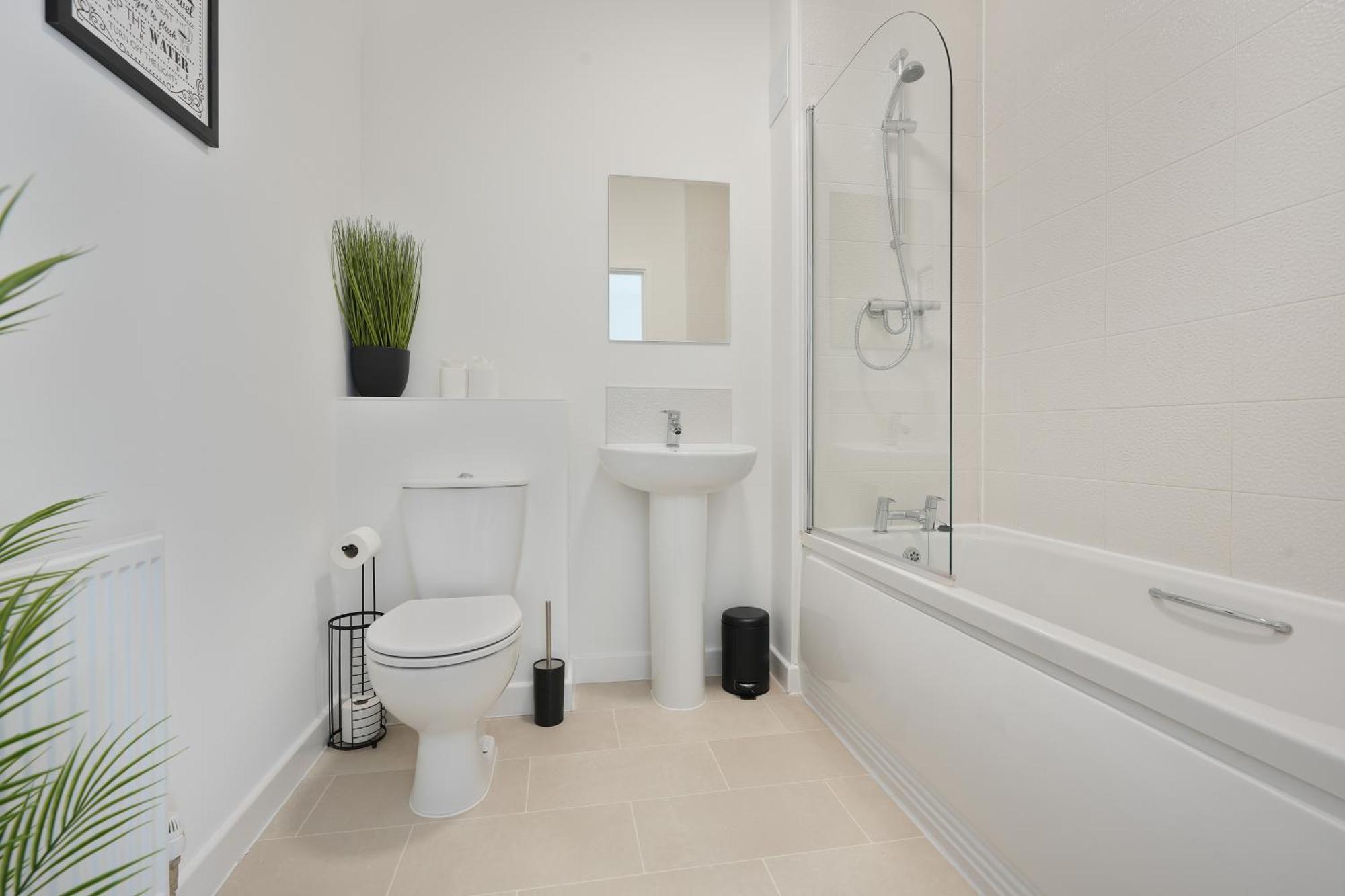 Mersey Way, Spacious 3 Bed Home, Close To Sheffield City Centre & Free Driveway Parking - Perfect For Workers, Groups & Families - Hosted By Stay Host Save Экстерьер фото