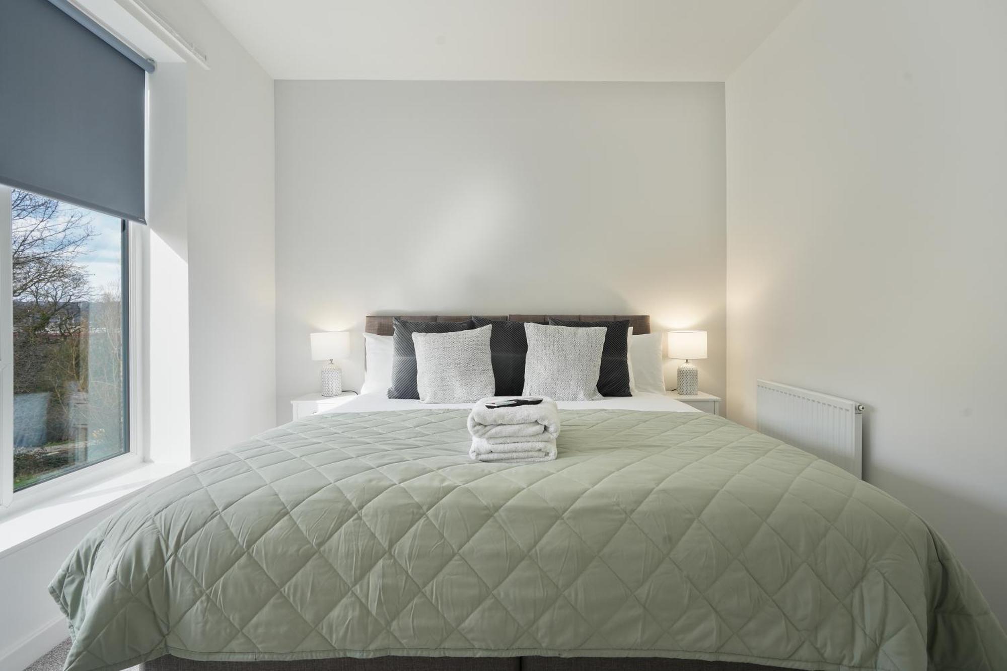 Mersey Way, Spacious 3 Bed Home, Close To Sheffield City Centre & Free Driveway Parking - Perfect For Workers, Groups & Families - Hosted By Stay Host Save Экстерьер фото